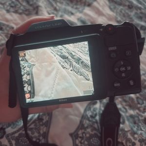 Nikon L840